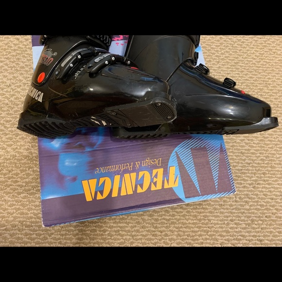 COPY - TECNICA women ski boots US8 - Picture 7 of 11